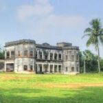 History of a Palace Full of Memories, Footprints of Wise Men Still Existed here, Glorious Past Still Cries. One Day Visit from Kolkata.