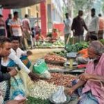 Muslim businessmen of Bangladesh are robbing the Muslims of Bangladesh by increasing the prices of goods even in the month of fasting.. Even in the month of fasting, the administration of Mohammad Yunus has completely failed to control the prices of goods in Bangladesh